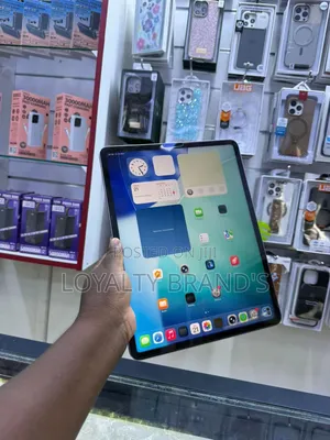 New Apple iPad Pro 12.9 (2022) 128 GB