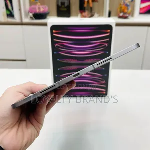 New Apple iPad Pro 11 (2022) 256 GB