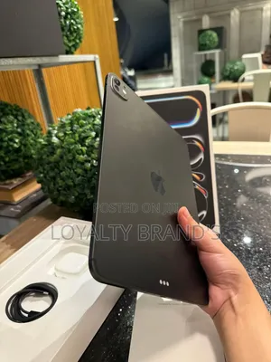New Apple iPad Pro 11 (2024) 512 GB