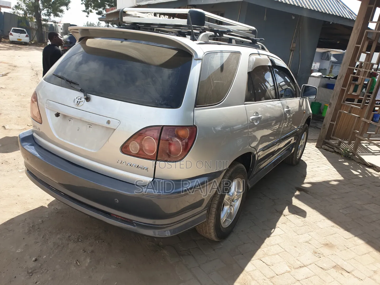 Toyota Harrier 2005 Silver