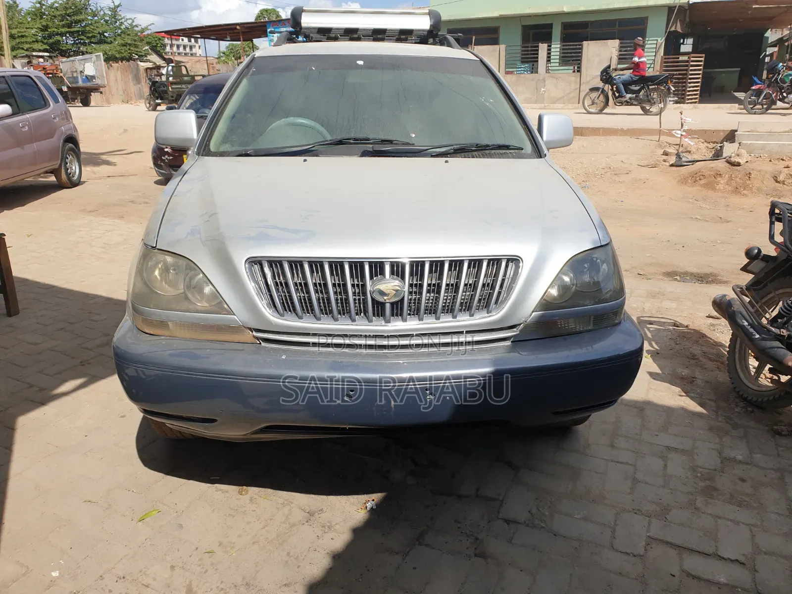 Toyota Harrier 2005 Silver