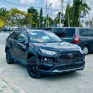 Toyota RAV4 2021 Black