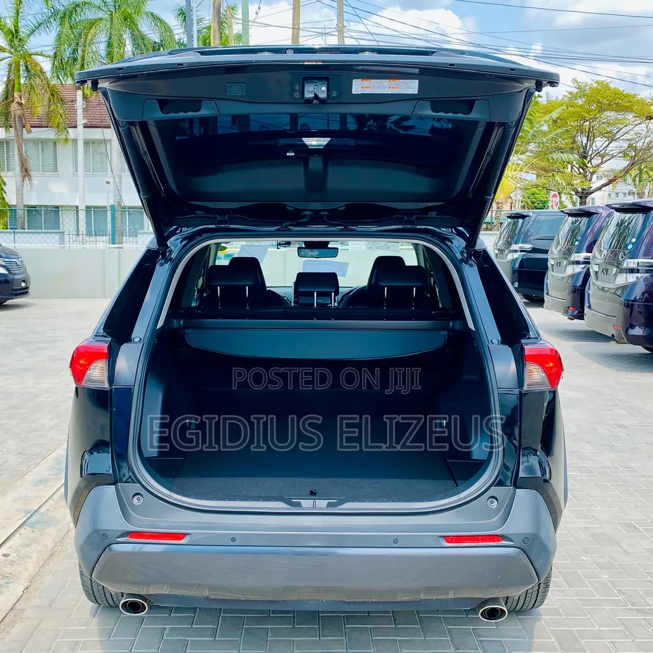 Toyota RAV4 2021 Black
