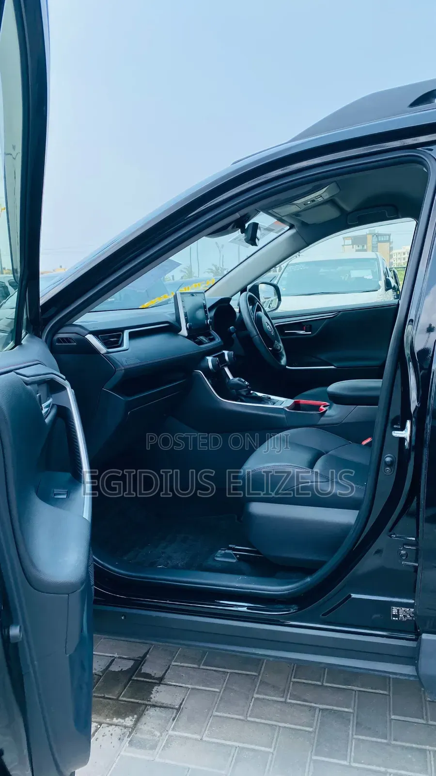 Toyota RAV4 2021 Black