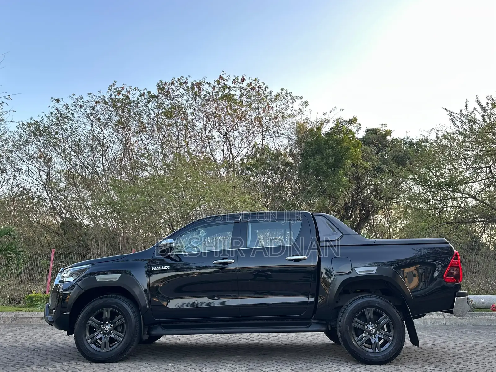 Toyota Hilux 2023 Matt Black