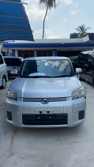 New Toyota Rumion 1.5 FWD 2023 Gray