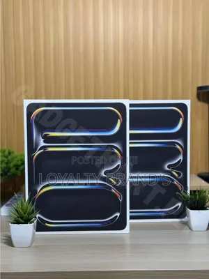 New Apple iPad Pro 13 (2025) 256 GB