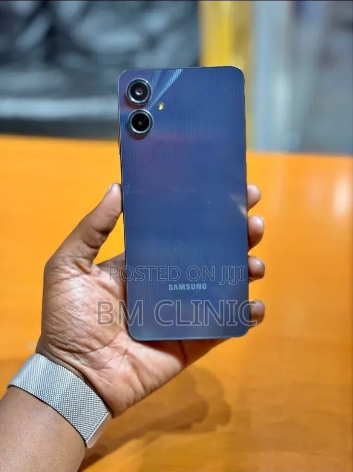 New Samsung Galaxy A06 128 GB Black