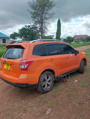 Subaru Forester 2014 Orange