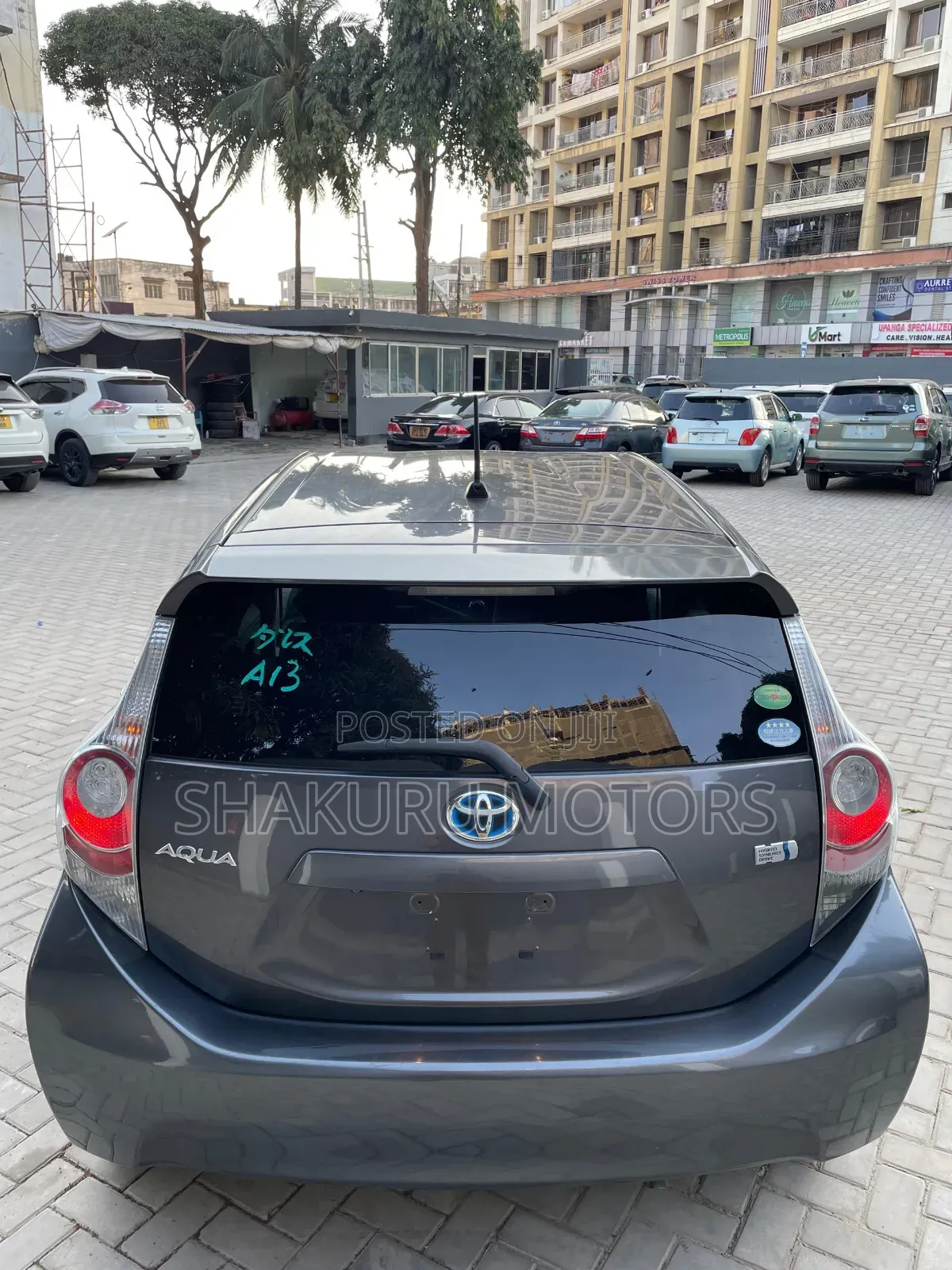 Toyota Aqua 2013 Gray