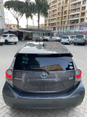 Toyota Aqua 2013 Gray