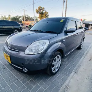 Mazda Verisa 2007 Gray