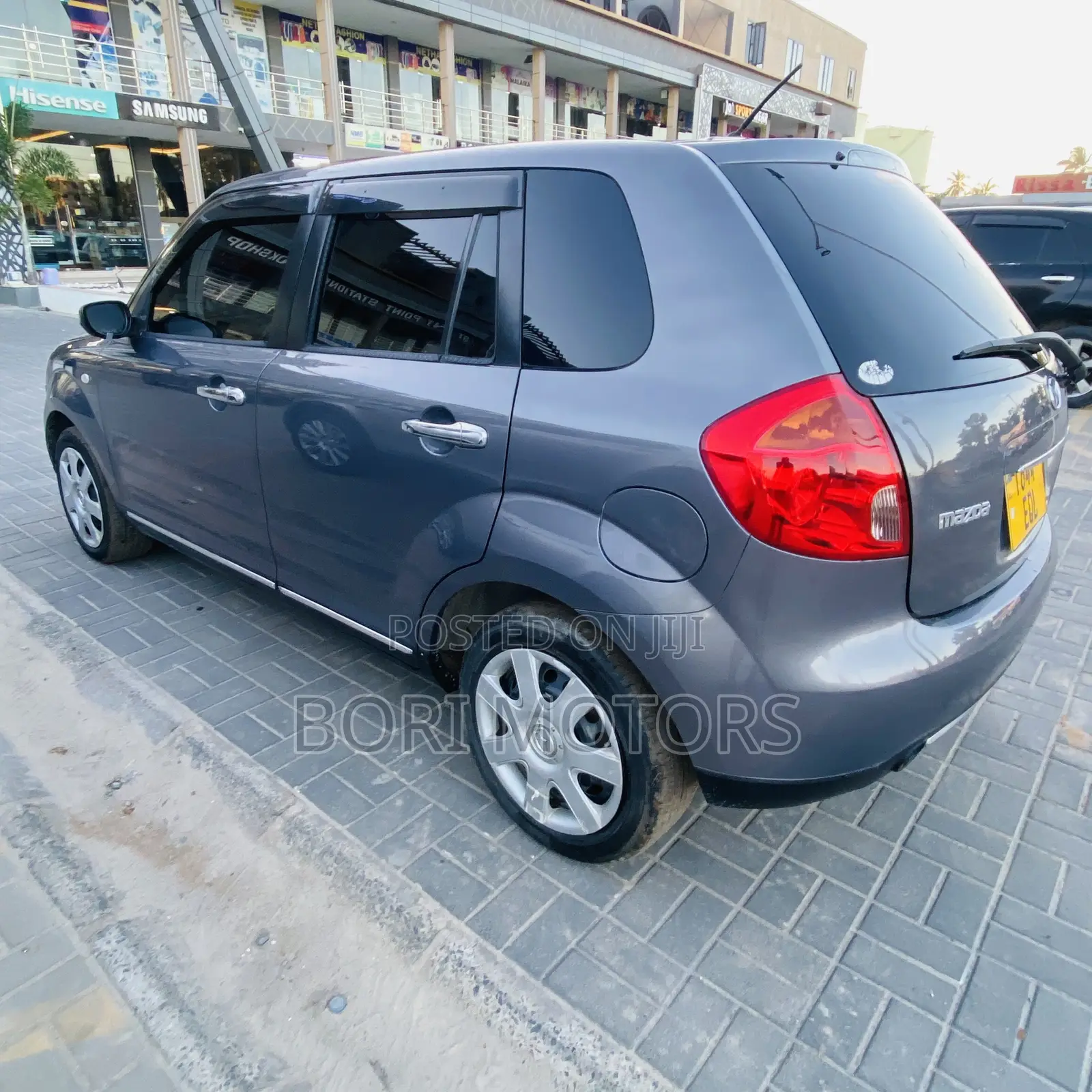 Mazda Verisa 2007 Gray