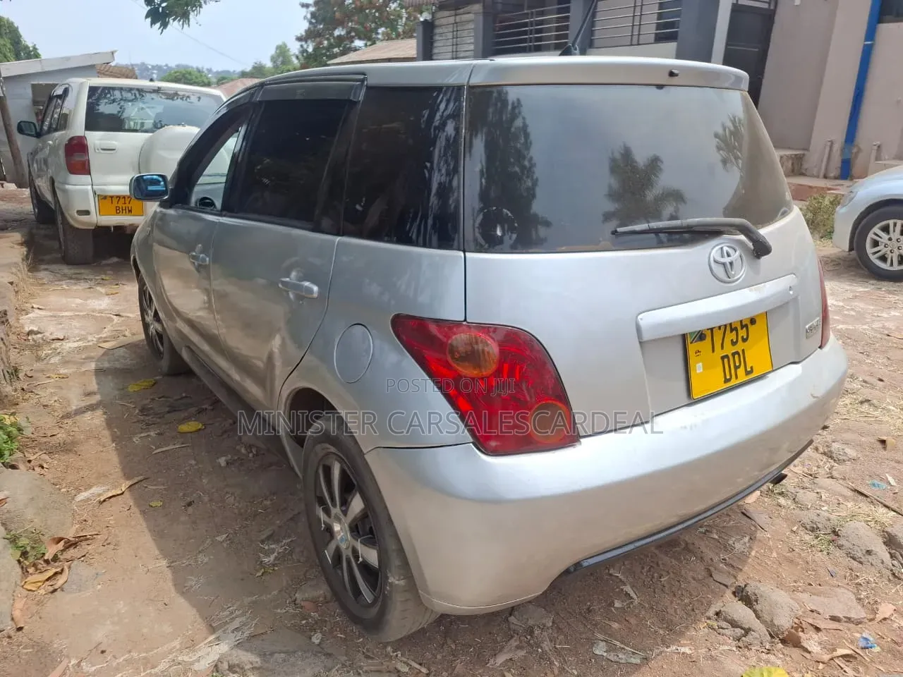 Toyota IST 2004 Silver