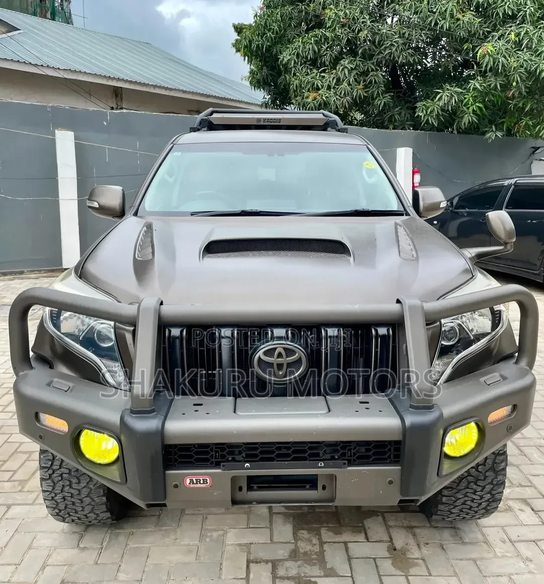 Toyota Land Cruiser Prado 2014 Brown