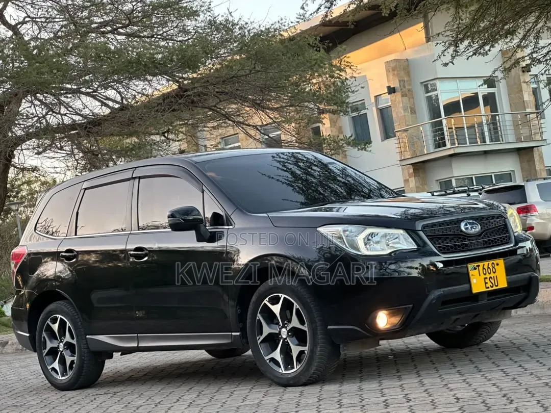 Subaru Forester 2013 Black
