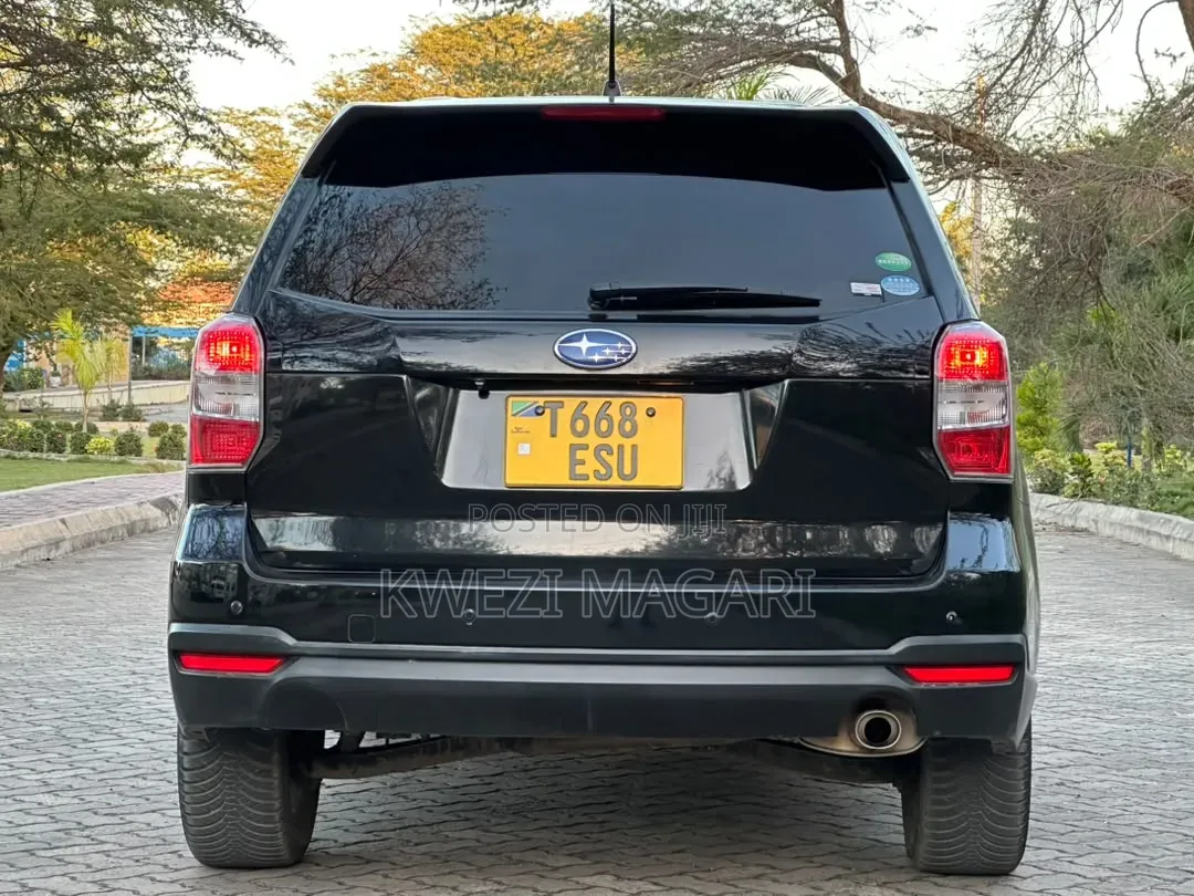 Subaru Forester 2013 Black