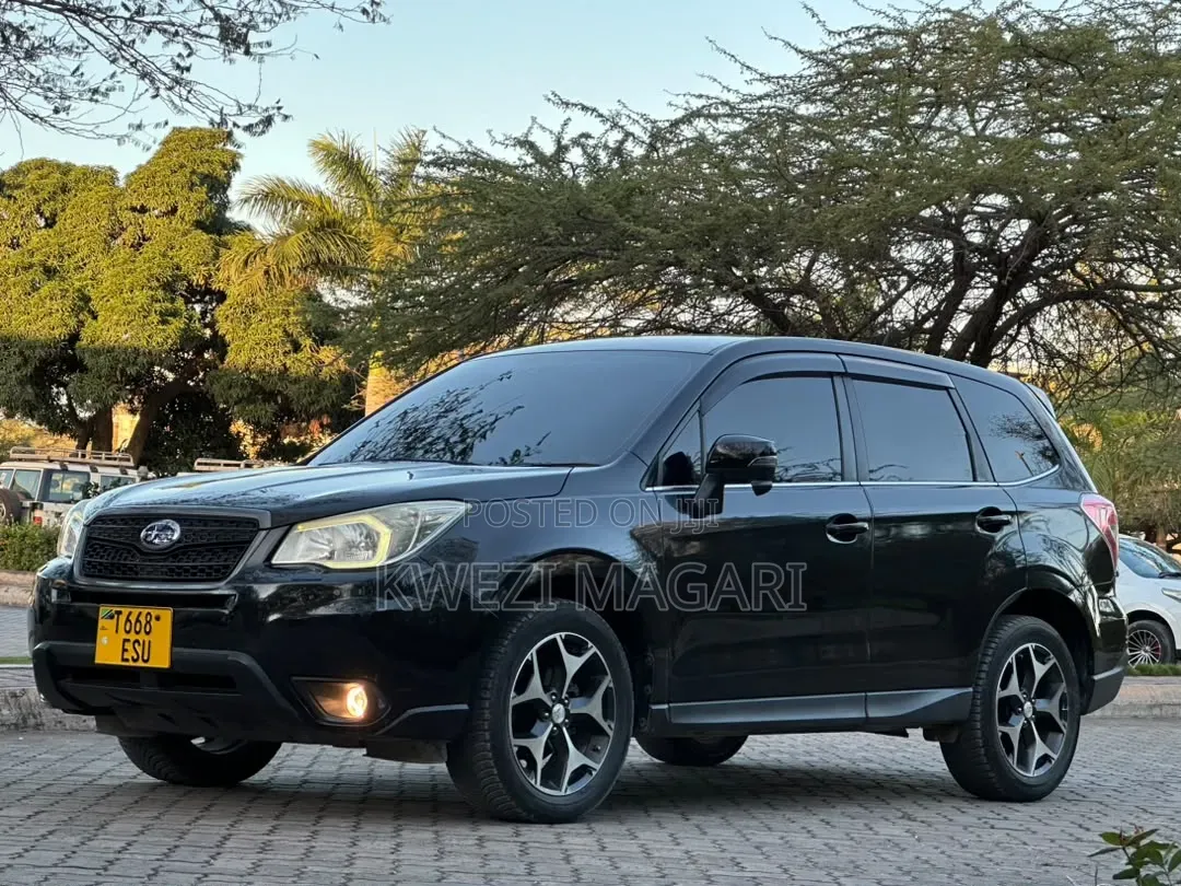 Subaru Forester 2013 Black