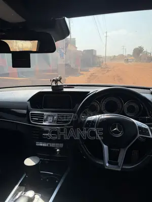 Mercedes-Benz E250 2014 Black