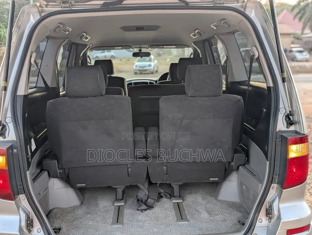 Toyota Alphard 2007 Silver