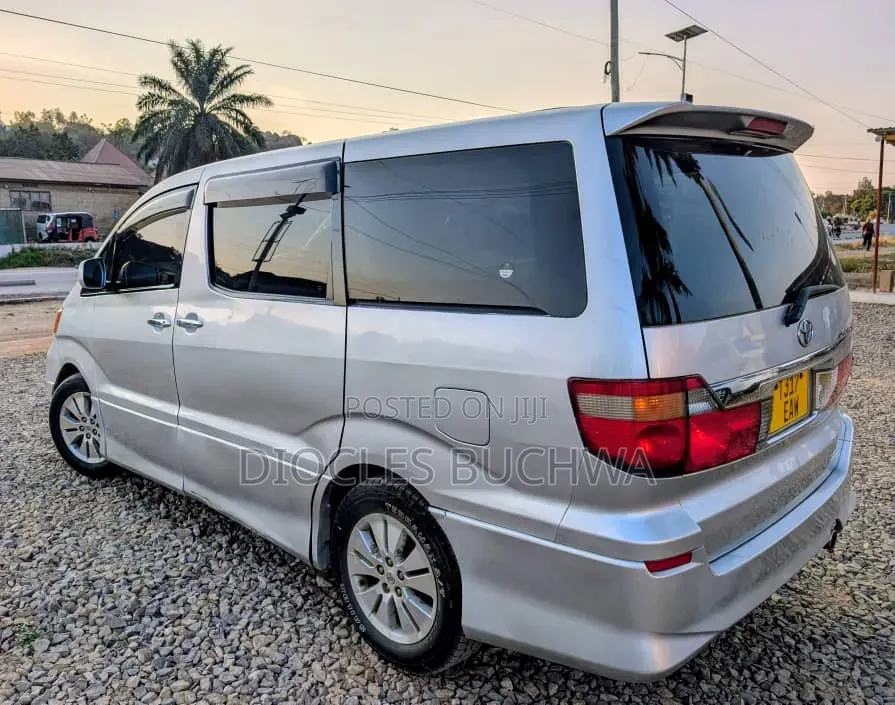 Toyota Alphard 2007 Silver
