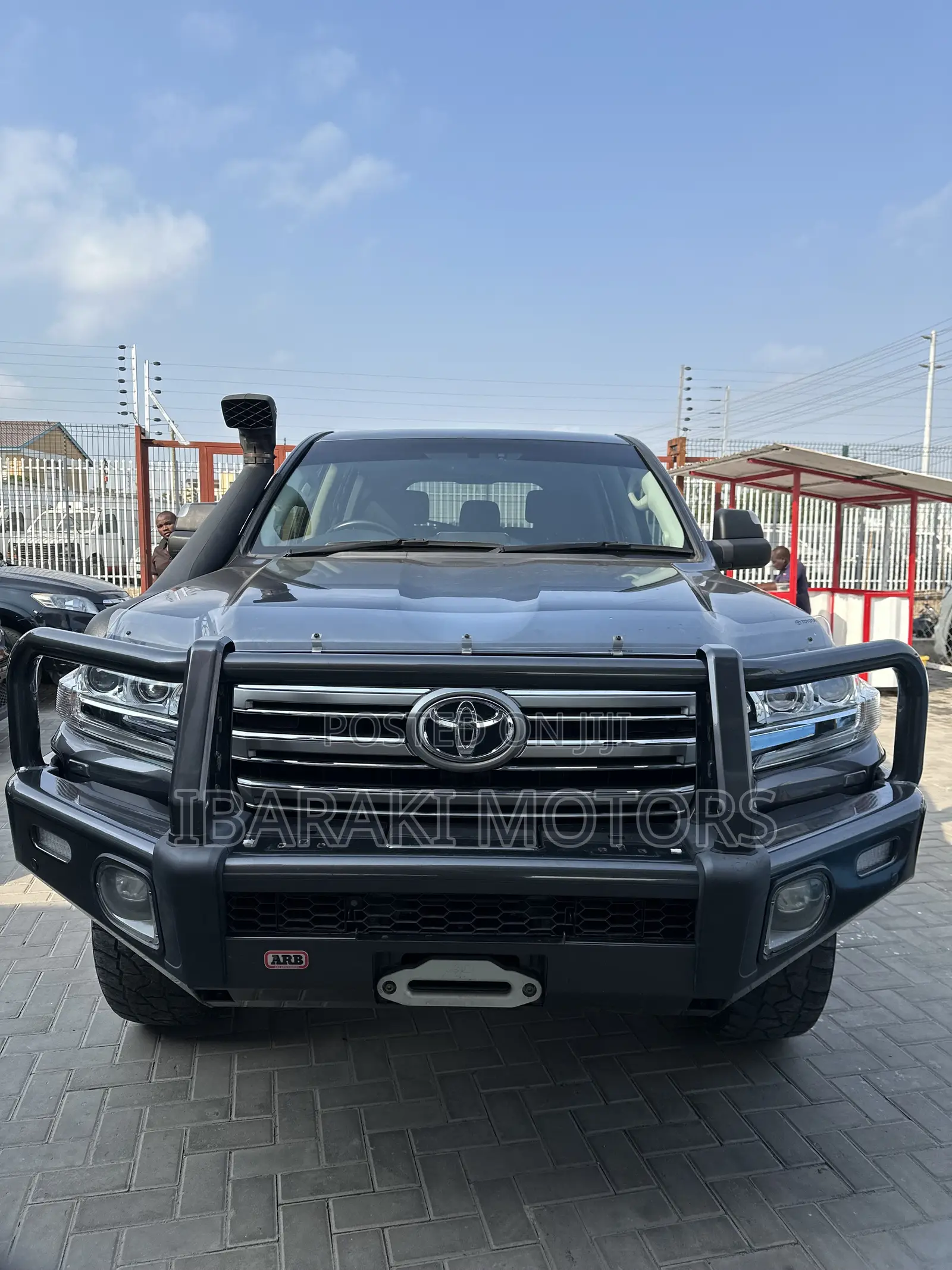 Toyota Land Cruiser 4.5 V8 VXR 2019 Gray