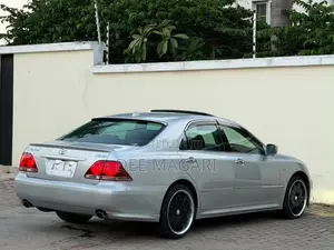 Toyota Crown 2007 Silver