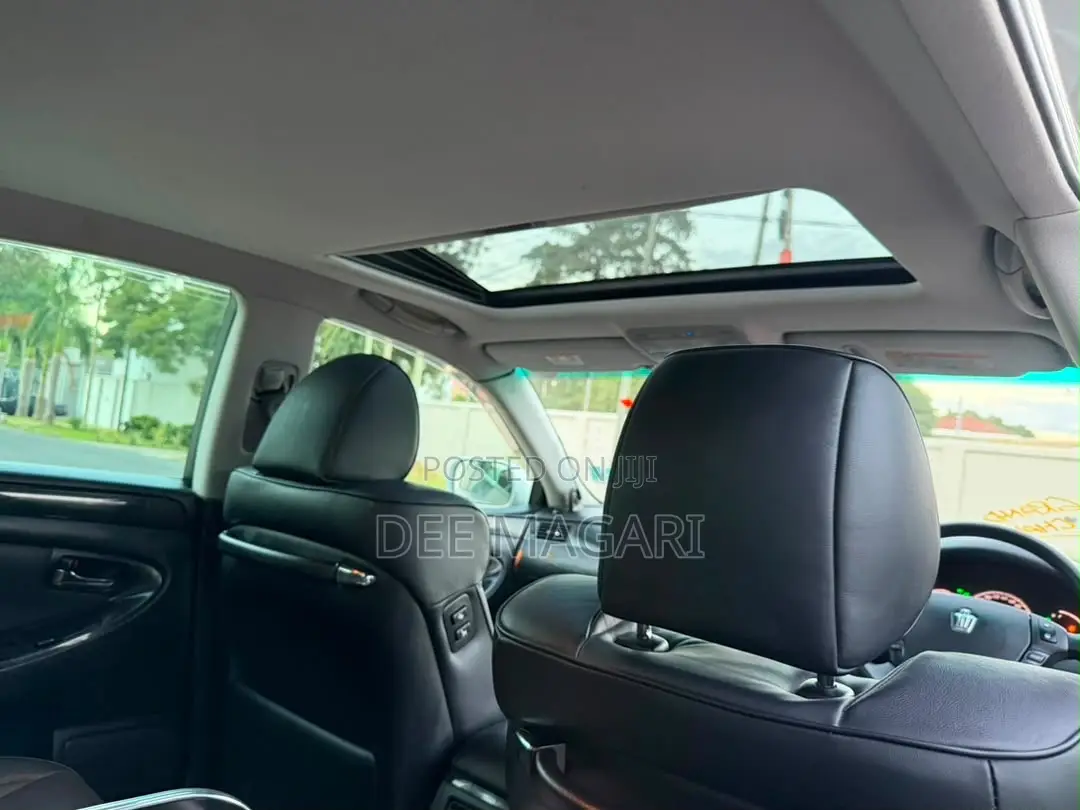Toyota Crown 2007 Silver