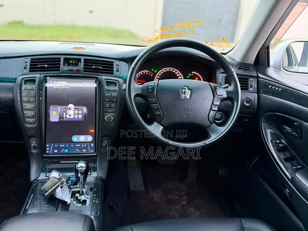 Toyota Crown 2007 Silver