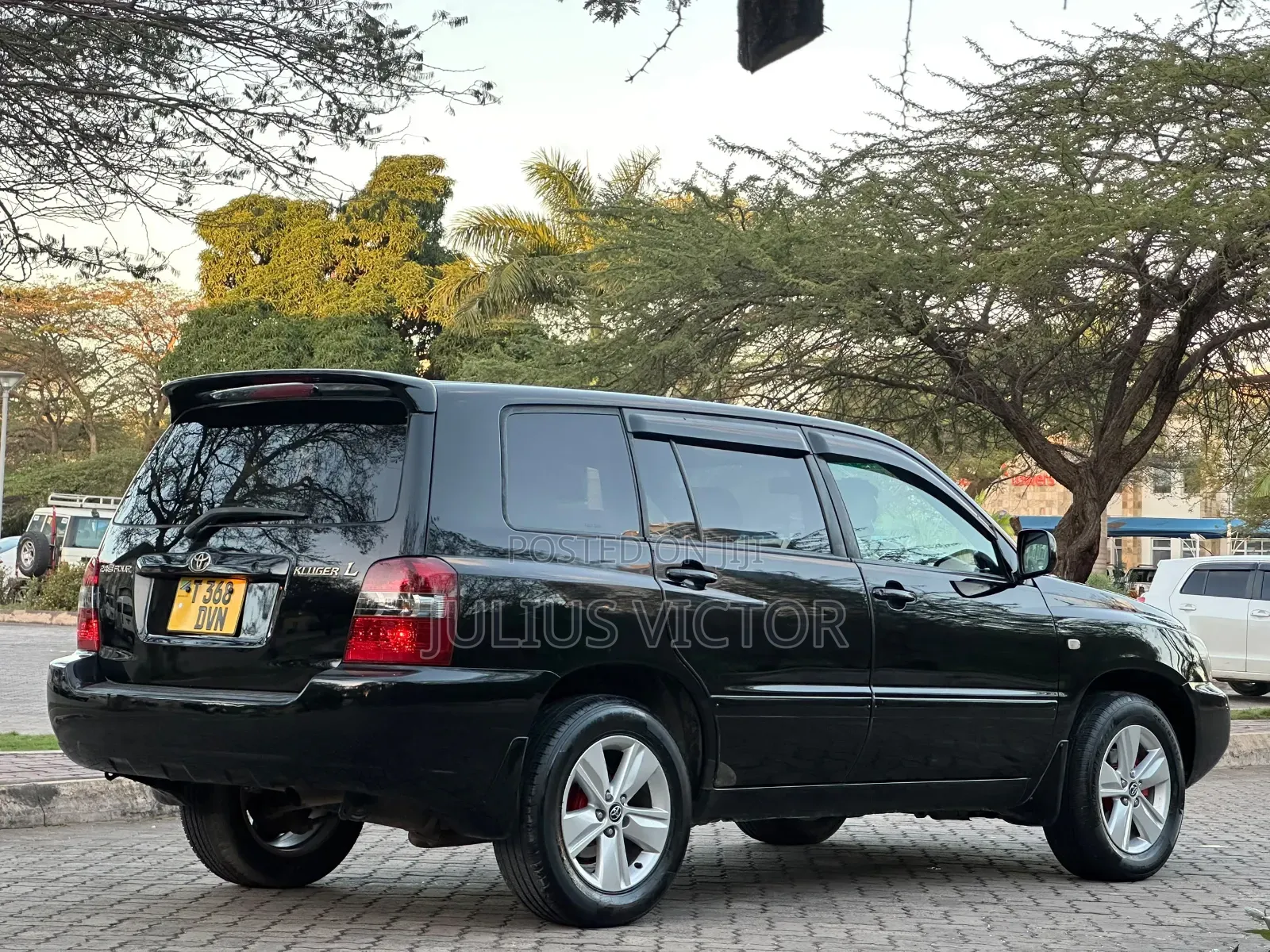 Toyota Kluger 2005 Black