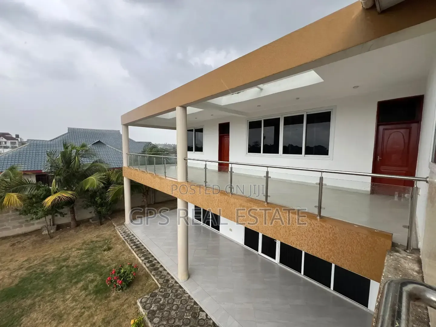5bdrm House in Mbweni Mpiji, Kinondoni for sale