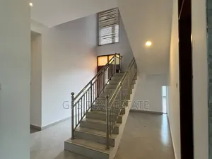 5bdrm House in Mbweni Mpiji, Kinondoni for sale