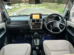 Mitsubishi Pajero 2002 Silver