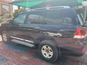 Toyota Land Cruiser 2019 Black