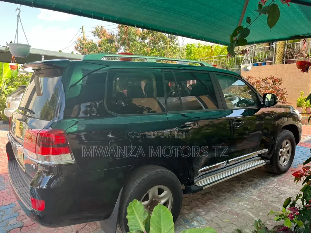 Toyota Land Cruiser 2019 Black