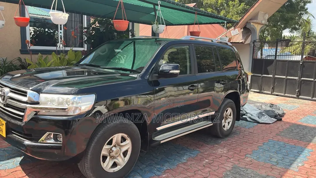 Toyota Land Cruiser 2019 Black