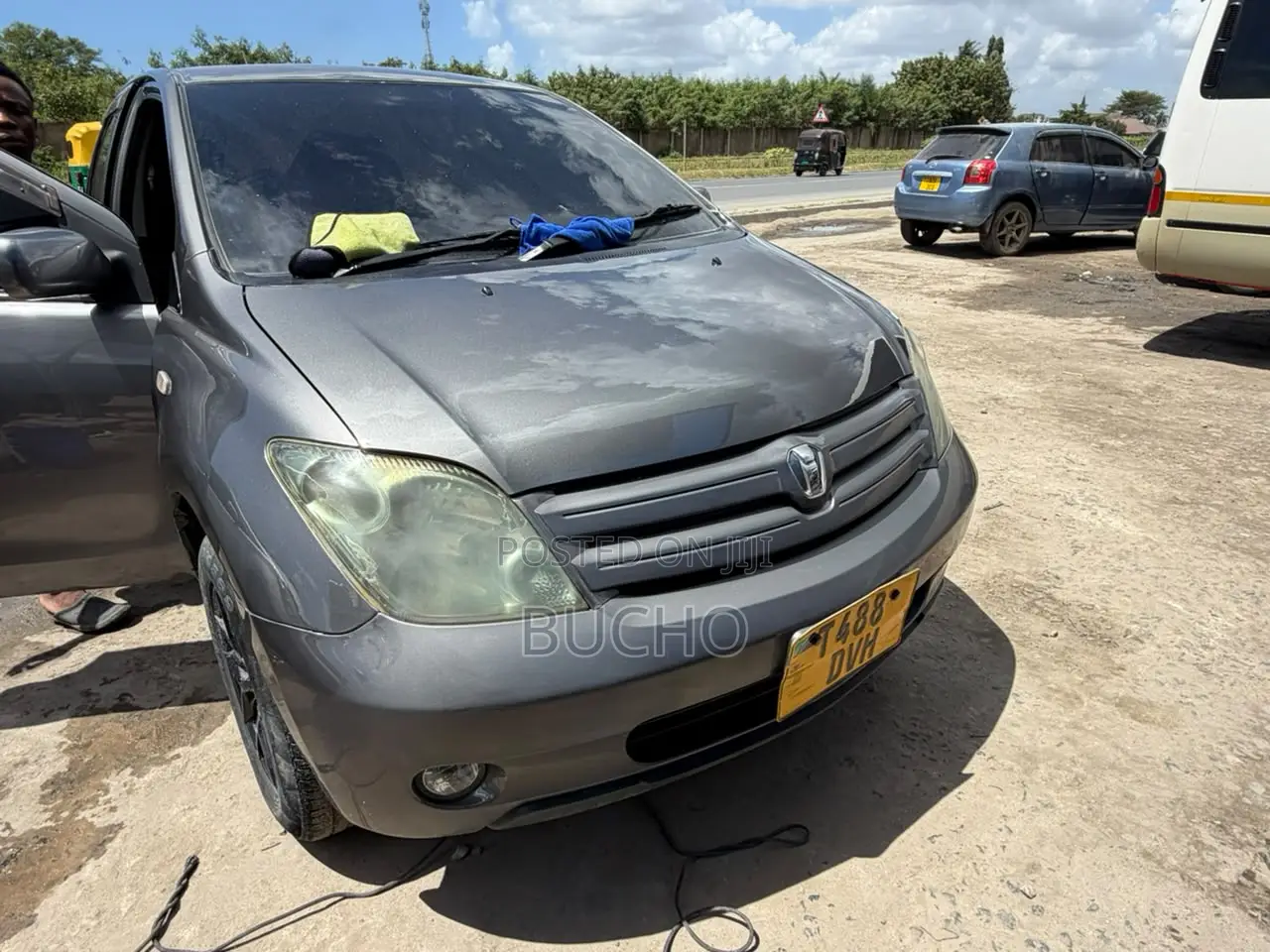 Toyota IST 2005 Gray