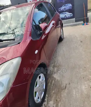 Toyota Vitz 1.0 FWD 5dr 2005 Maroon