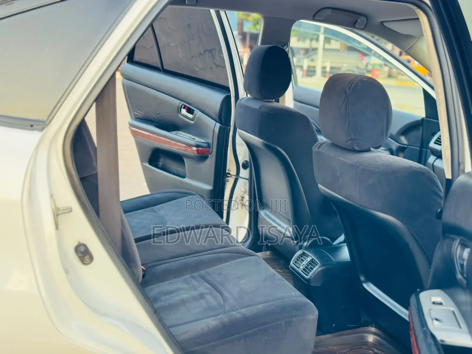 Toyota Harrier 2006 White
