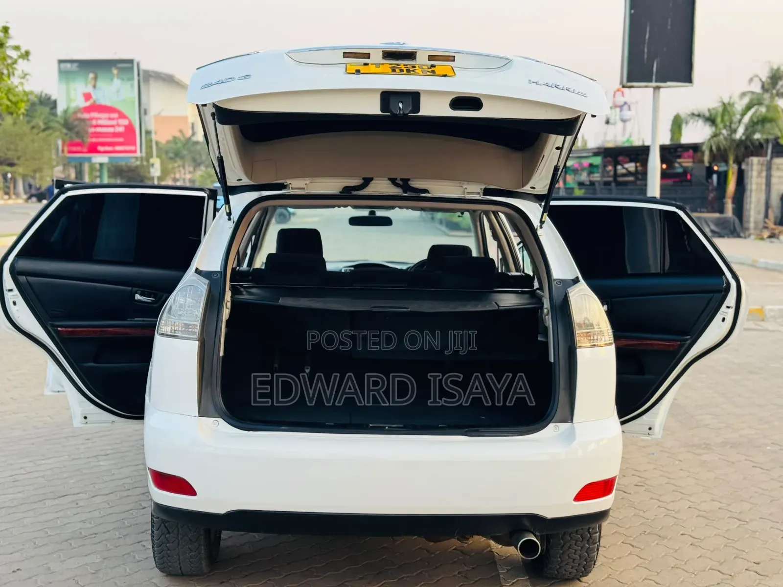 Toyota Harrier 2006 White