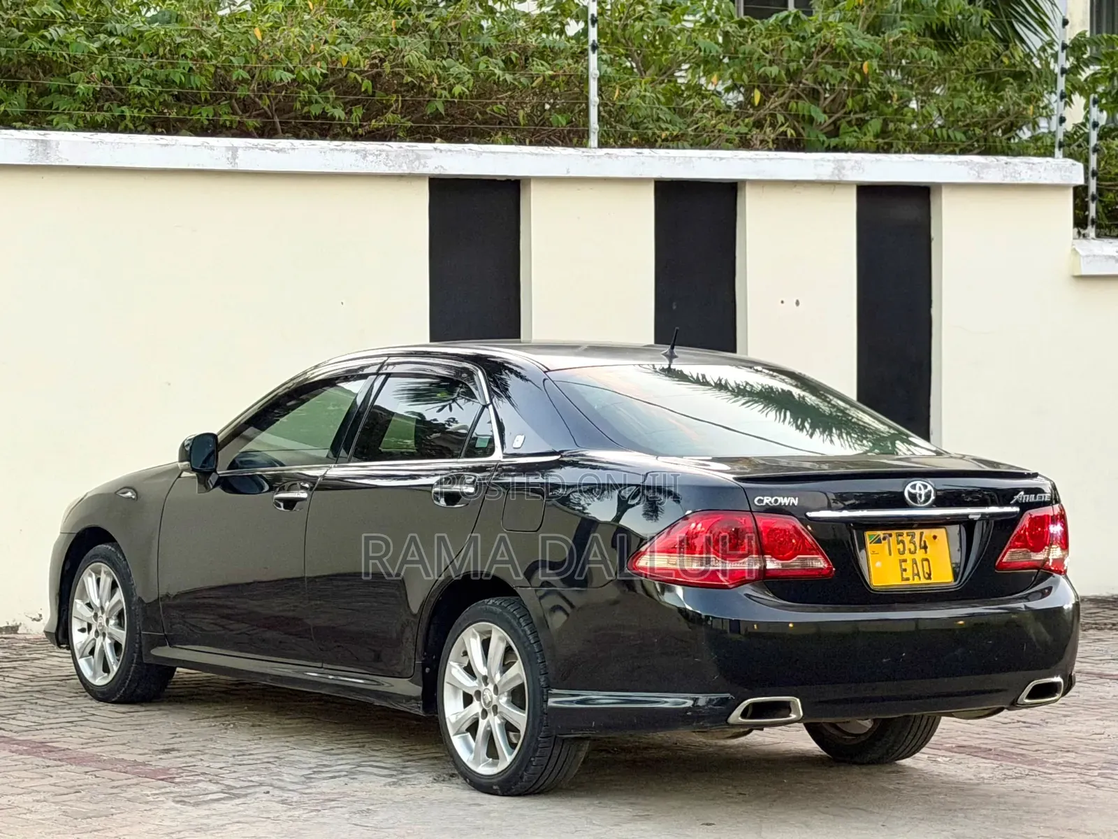 Toyota Crown 2009 Black