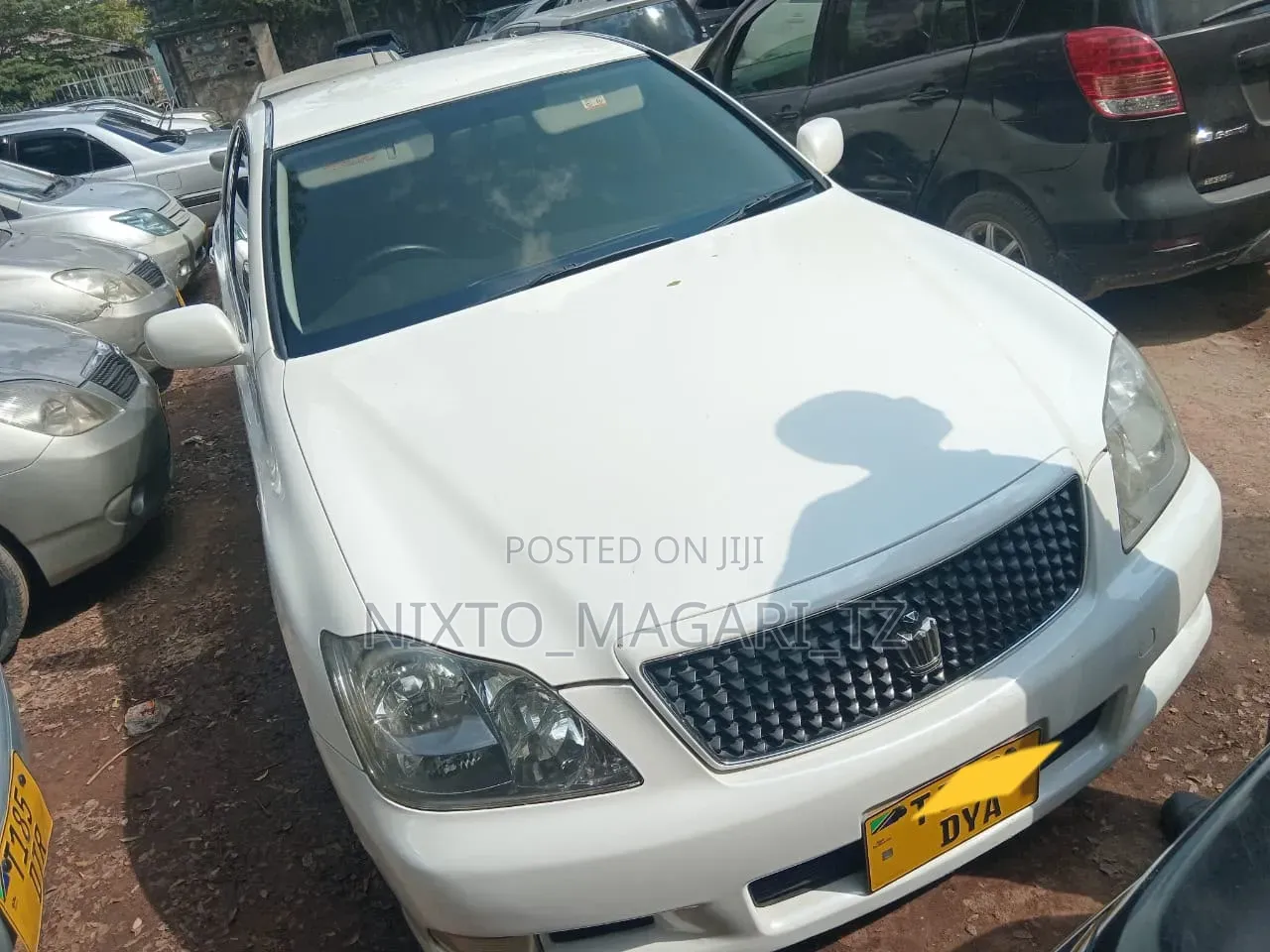 Toyota Crown 2006 White