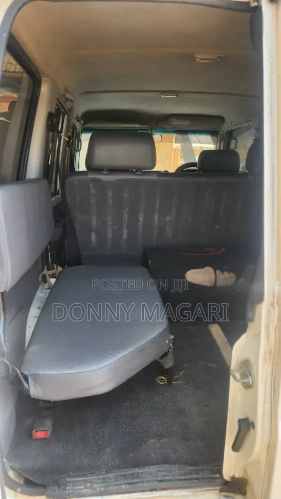 Toyota Land Cruiser 2019 White