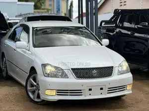 Toyota Crown 2004 White