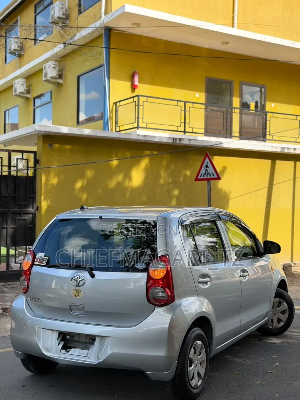 Toyota Passo 2012 Silver