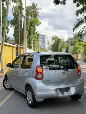 Toyota Passo 2012 Silver