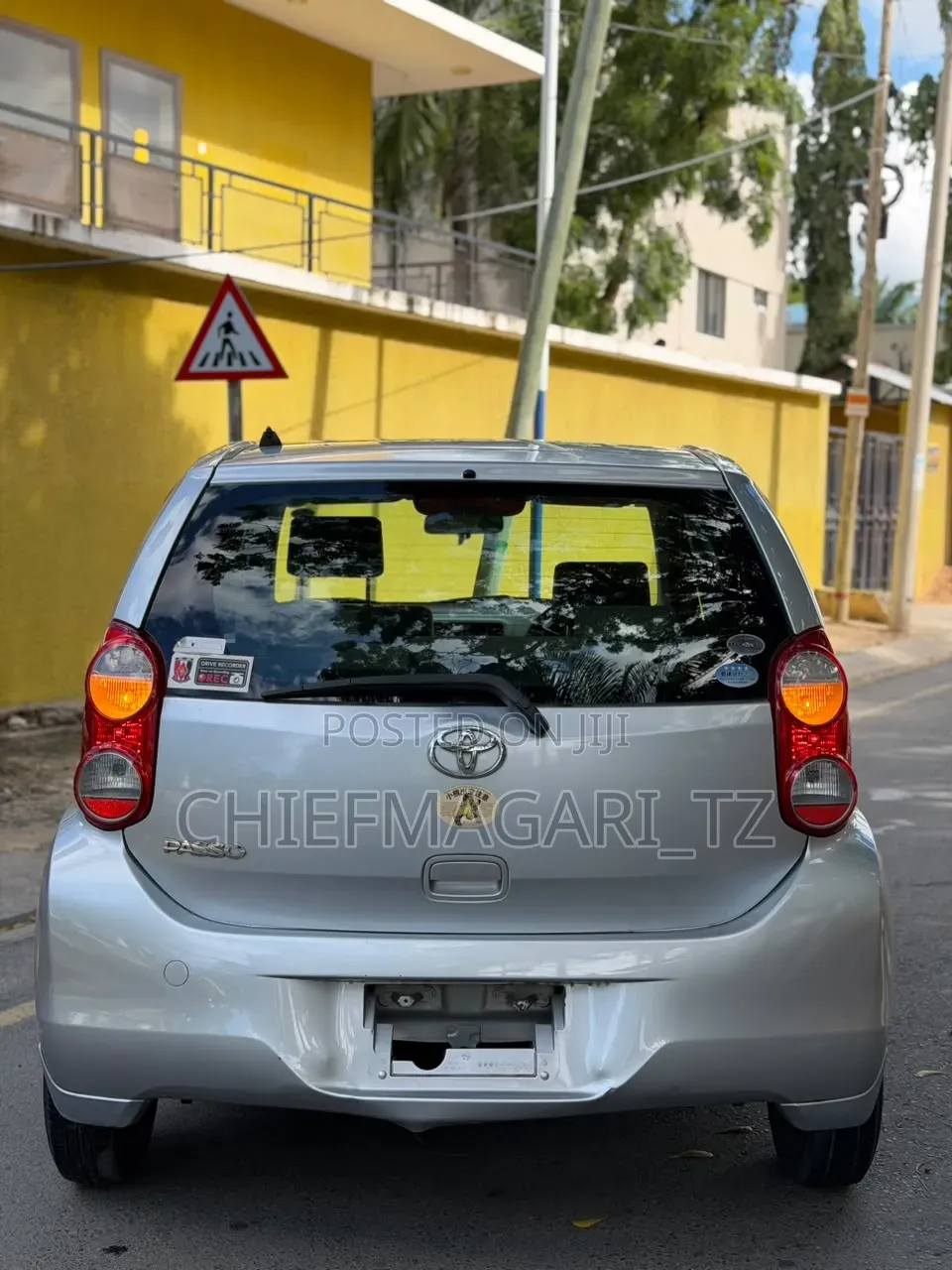 Toyota Passo 2012 Silver