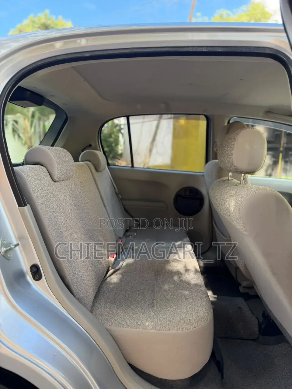 Toyota Passo 2012 Silver