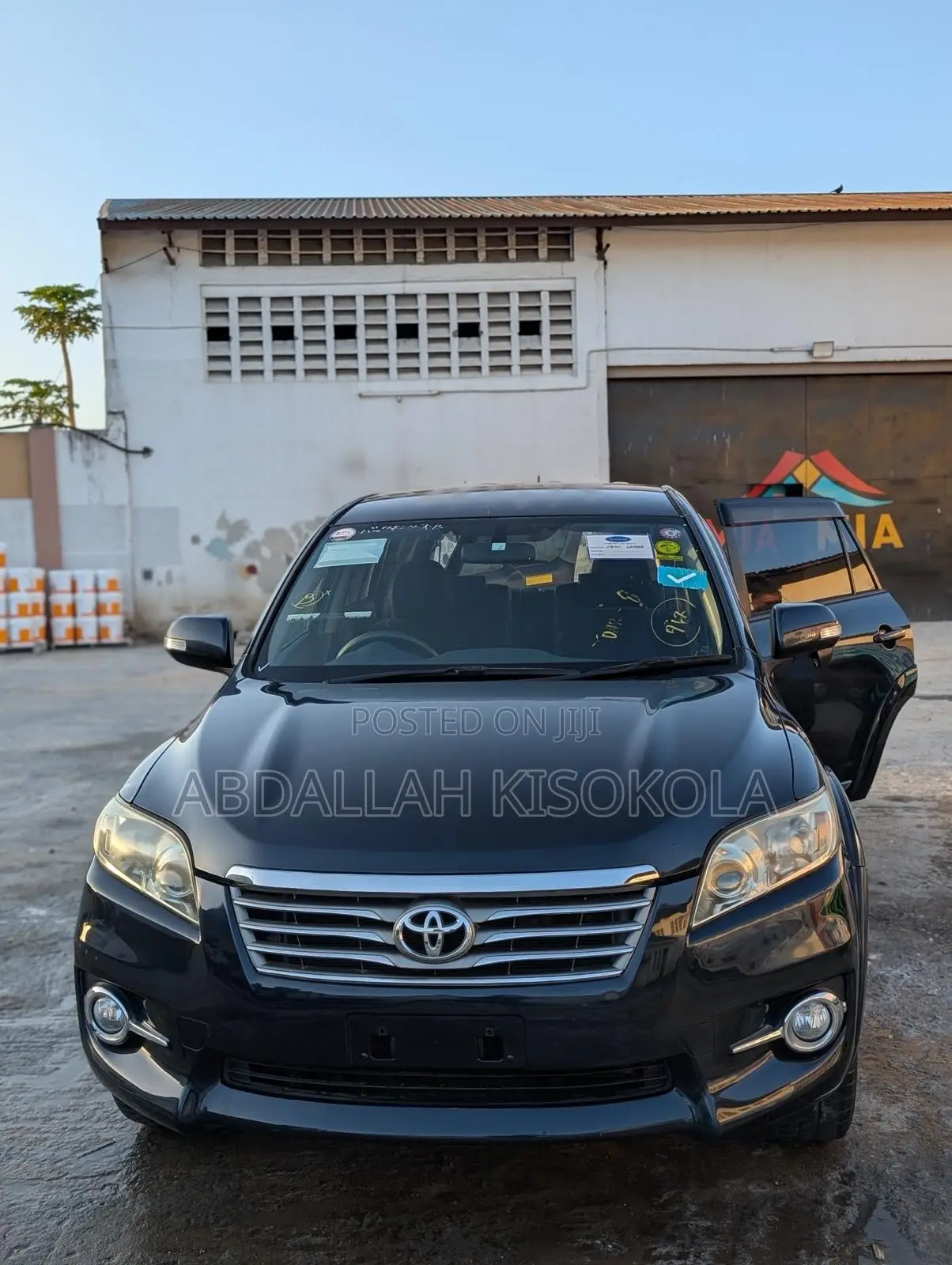 Toyota Vanguard 2012 Black