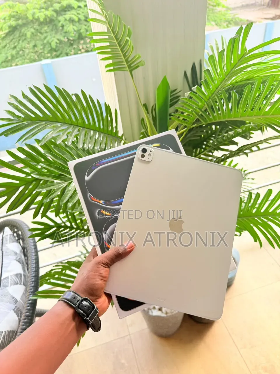 New Apple iPad Pro 13 (2025) 512 GB